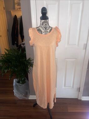 Universal Thread nwt Peach Ruffle Sleeve Midi Dress - Peach